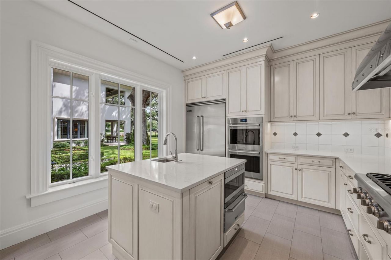 914 S Golf View Street, Tampa, FL 33629 Photo