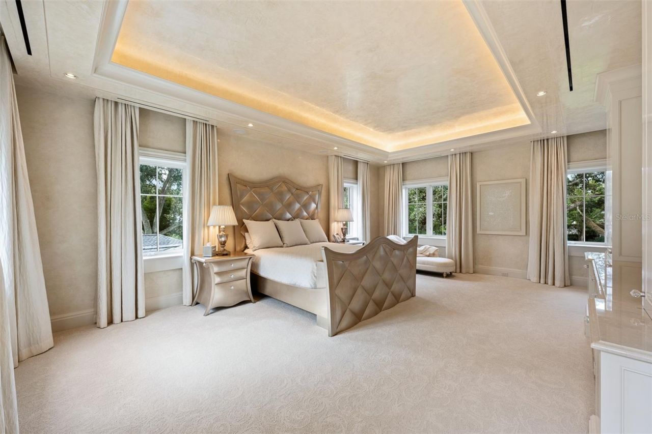 914 S Golf View Street, Tampa, FL 33629 Photo