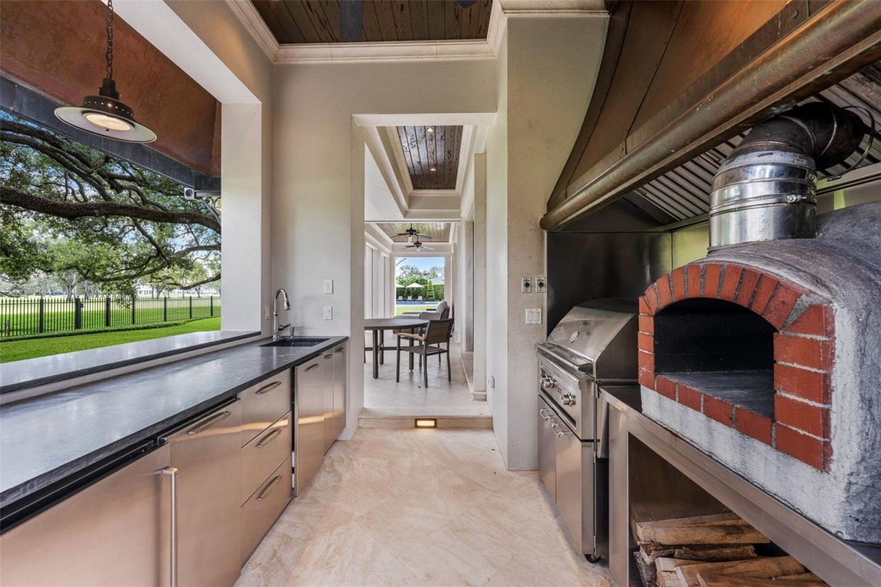 914 S Golf View Street, Tampa, FL 33629 Photo