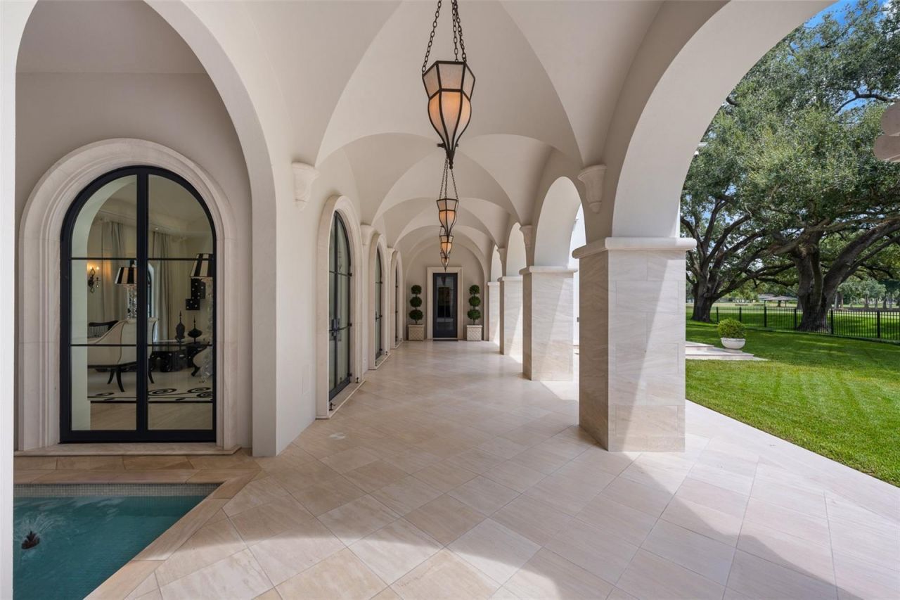 914 S Golf View Street, Tampa, FL 33629 Photo