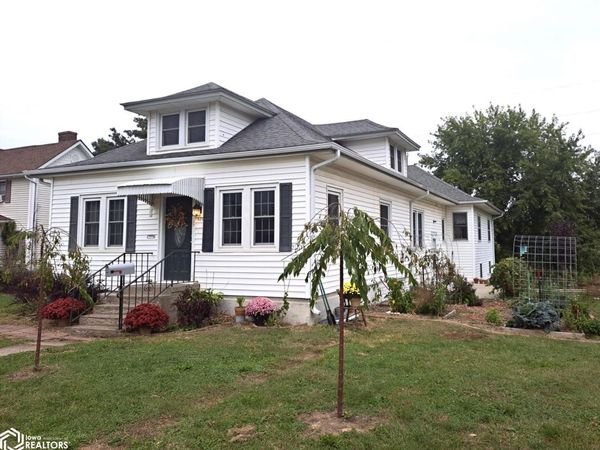 520 N 5Th Street, Chariton, IA 50049