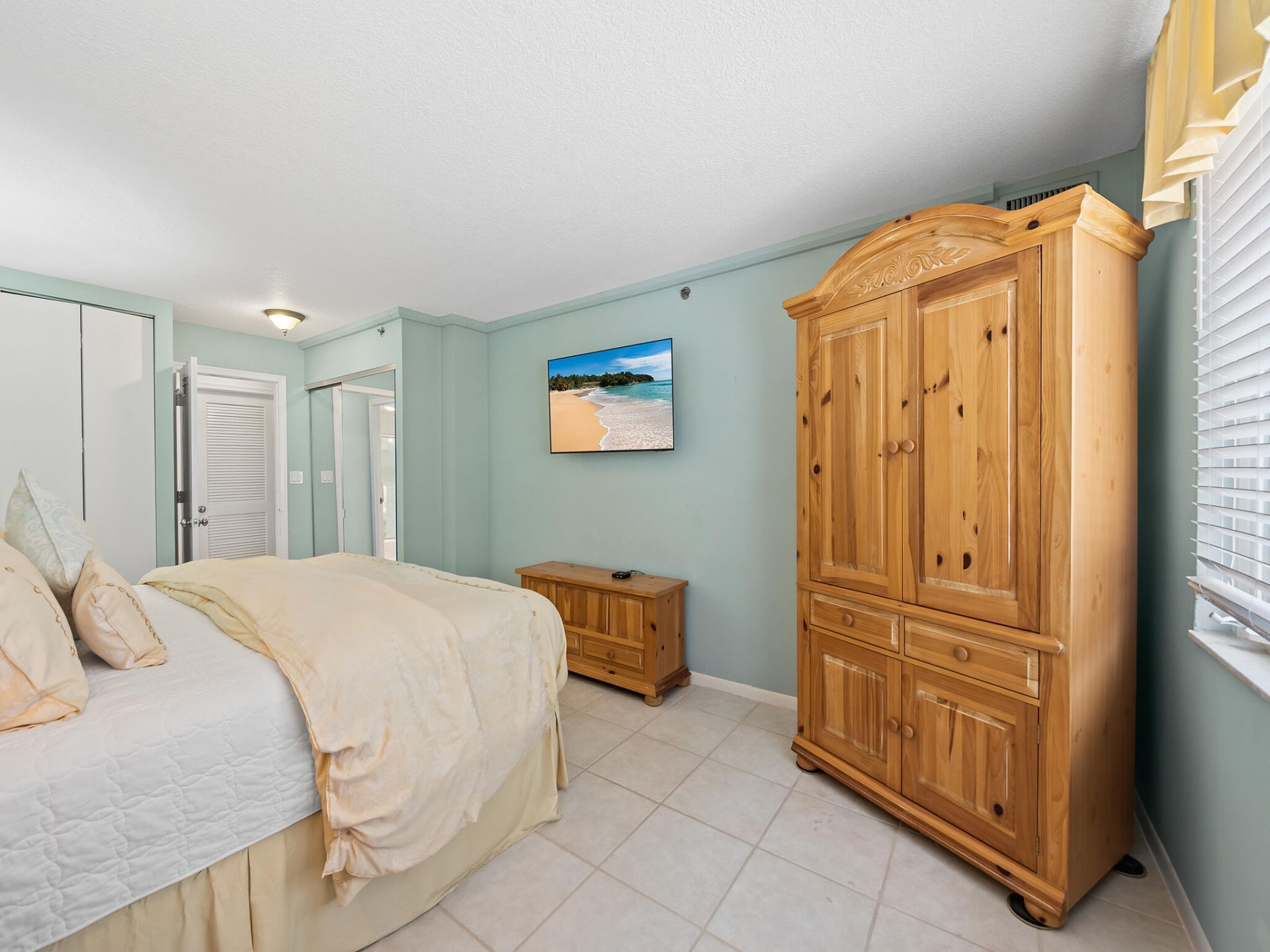 3221 S Ocean Boulevard, Unit 302, Highland Beach, FL 33487 Photo
