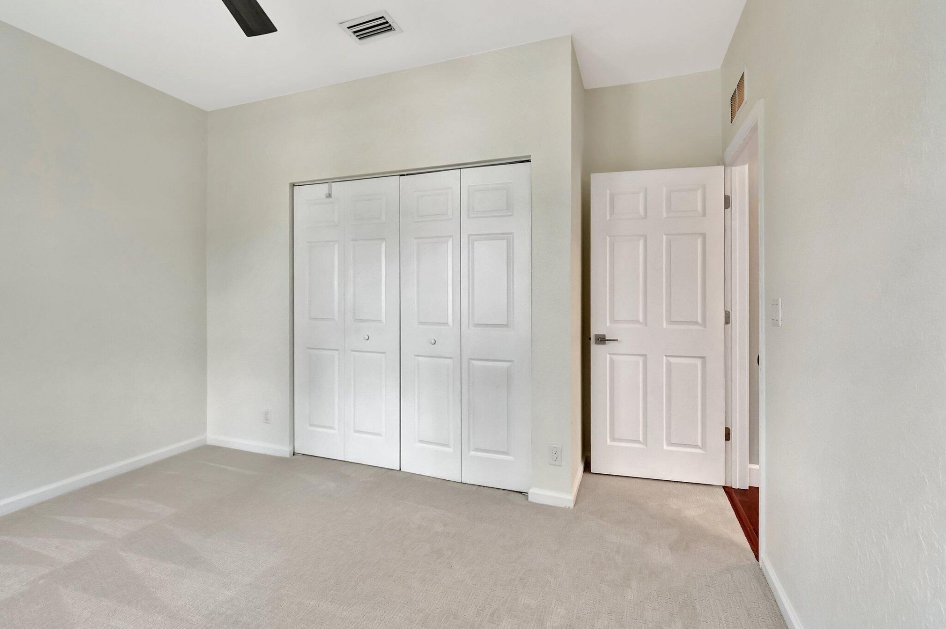 40 Country Lake Circle, Boynton Beach, FL 33436 Photo