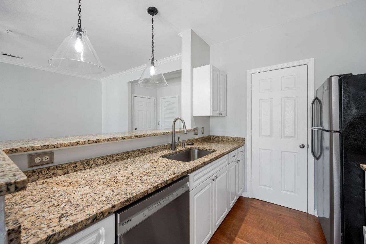 130 River Landing Drive Photo 33