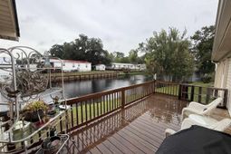 913 Seaside Dr. photo 4