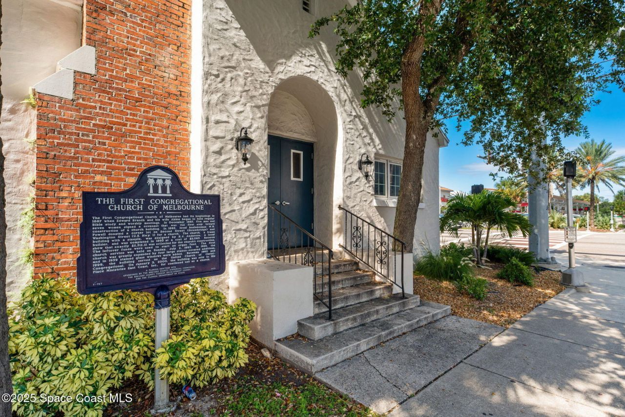 1824 S Harbor City Boulevard, Melbourne, FL 32901 Photo