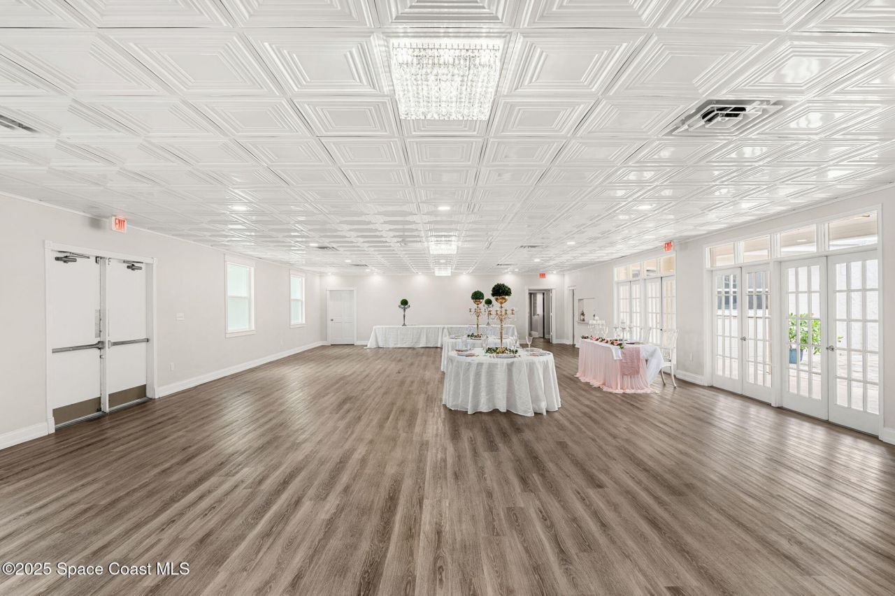 1824 S Harbor City Boulevard, Melbourne, FL 32901 Photo