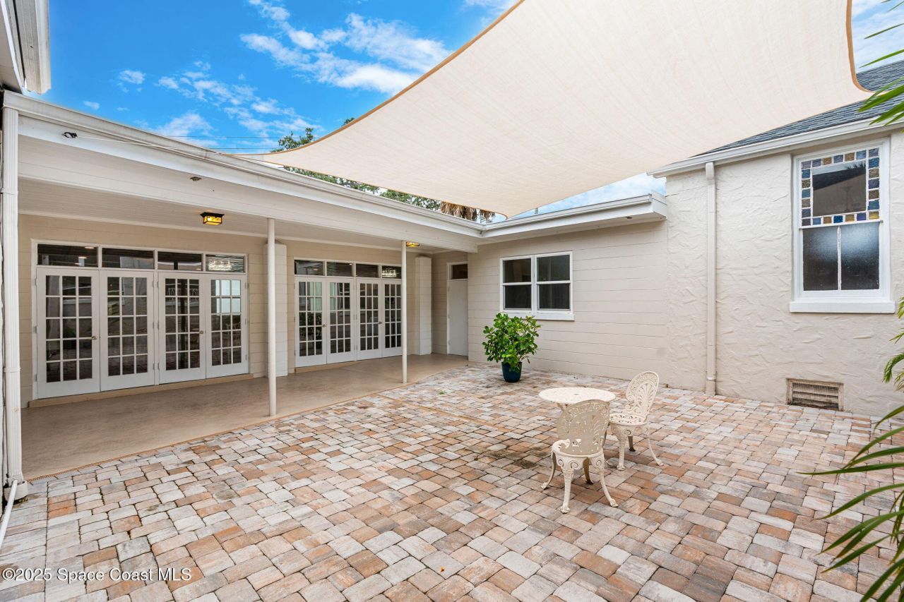 1824 S Harbor City Boulevard, Melbourne, FL 32901 Photo