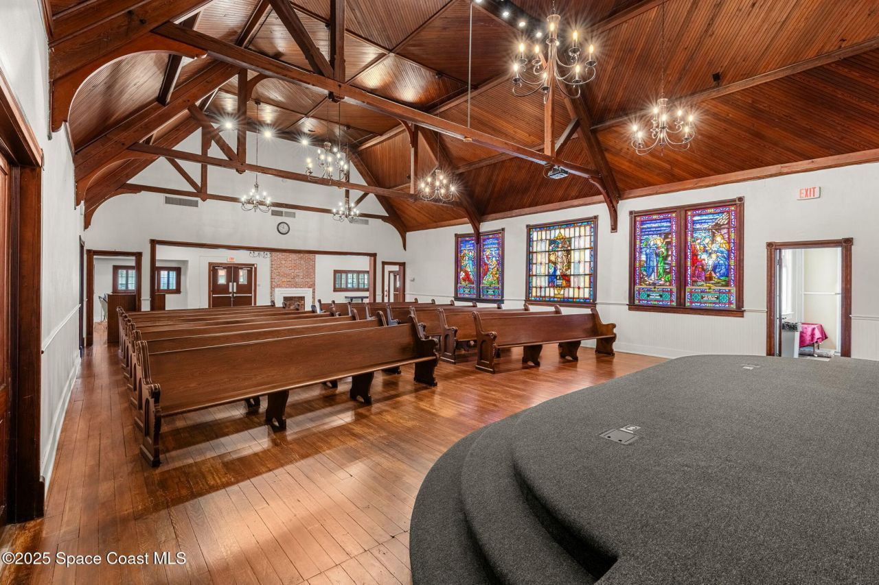 1824 S Harbor City Boulevard, Melbourne, FL 32901 Photo