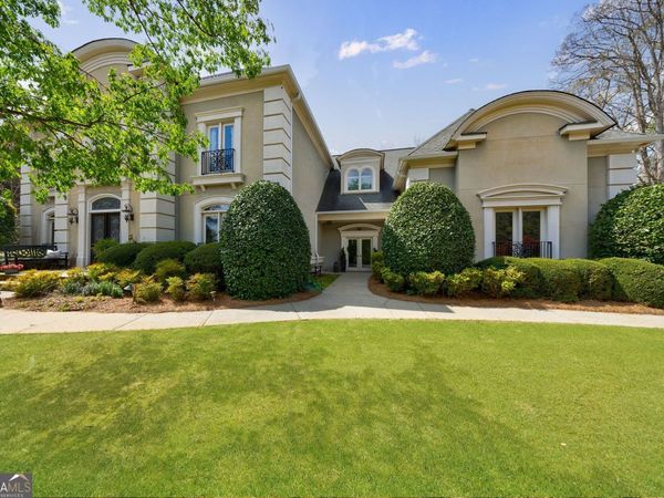 2005 Westbourne Way, Alpharetta, GA 30022