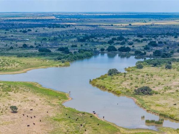 1208 County Road 304, Throckmorton, TX 76843