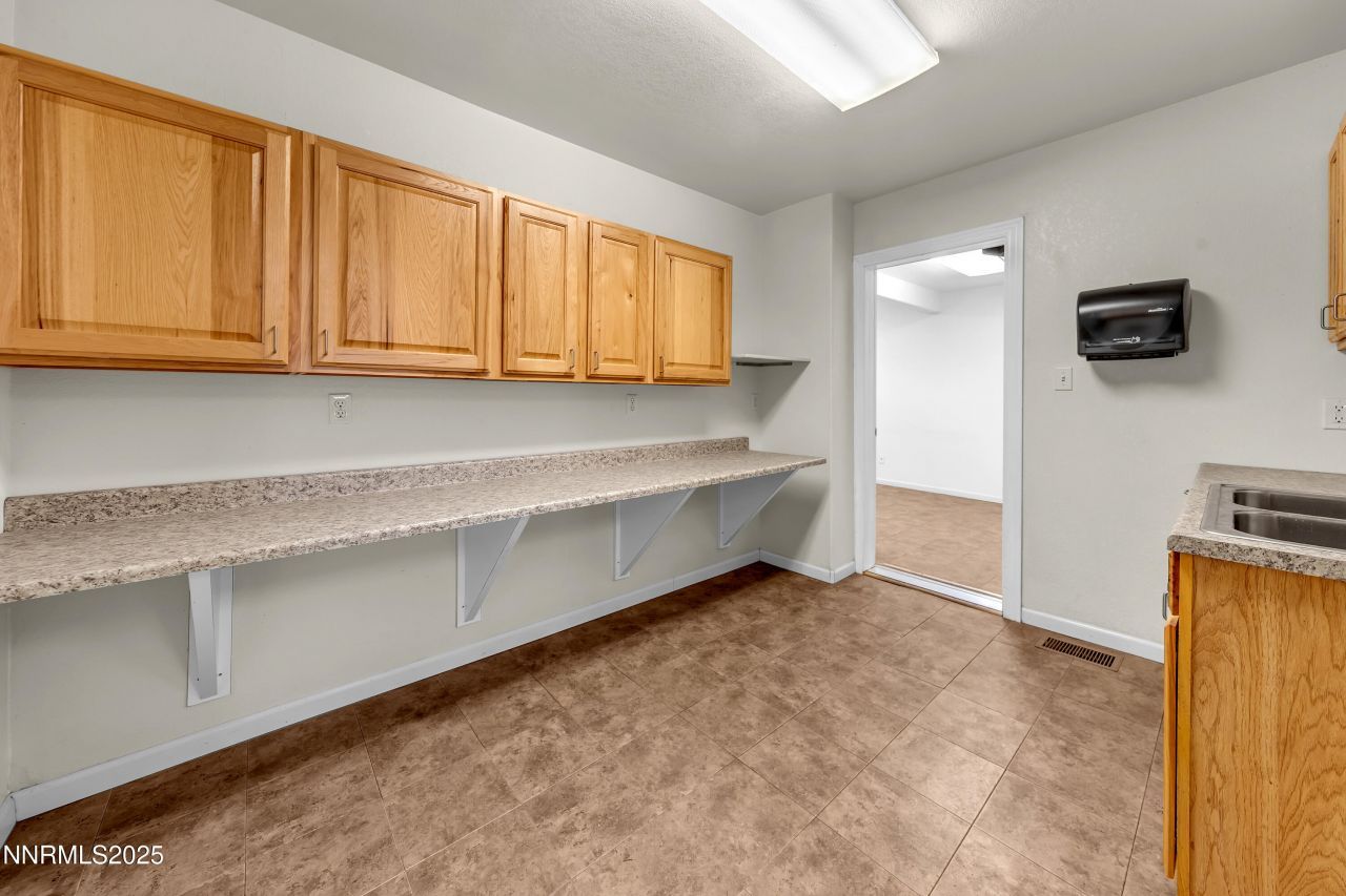 836 W 5th Street, Reno, NV 89503 Photo