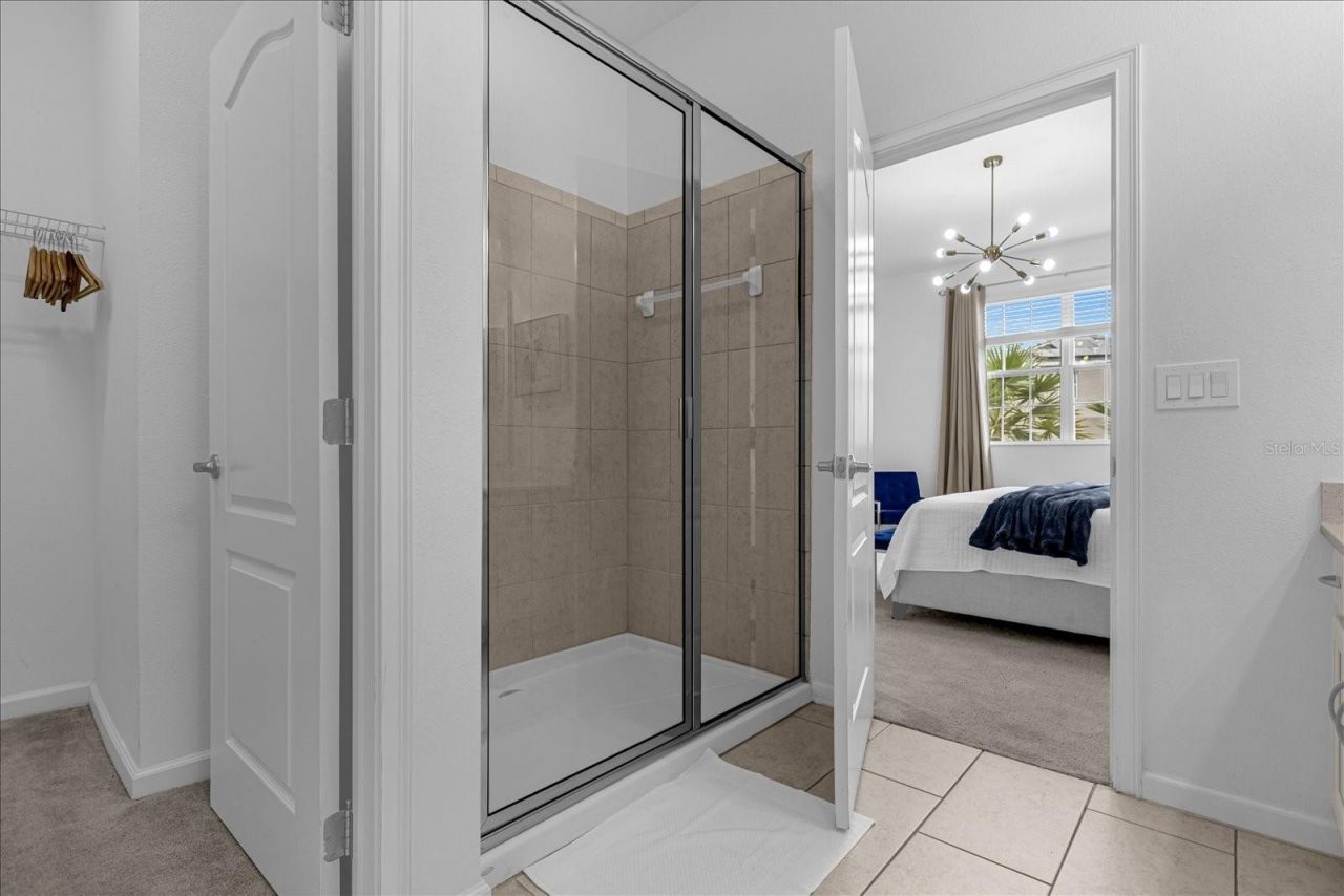 6056 Broad Oak Drive, Davenport, FL 33837 Photo