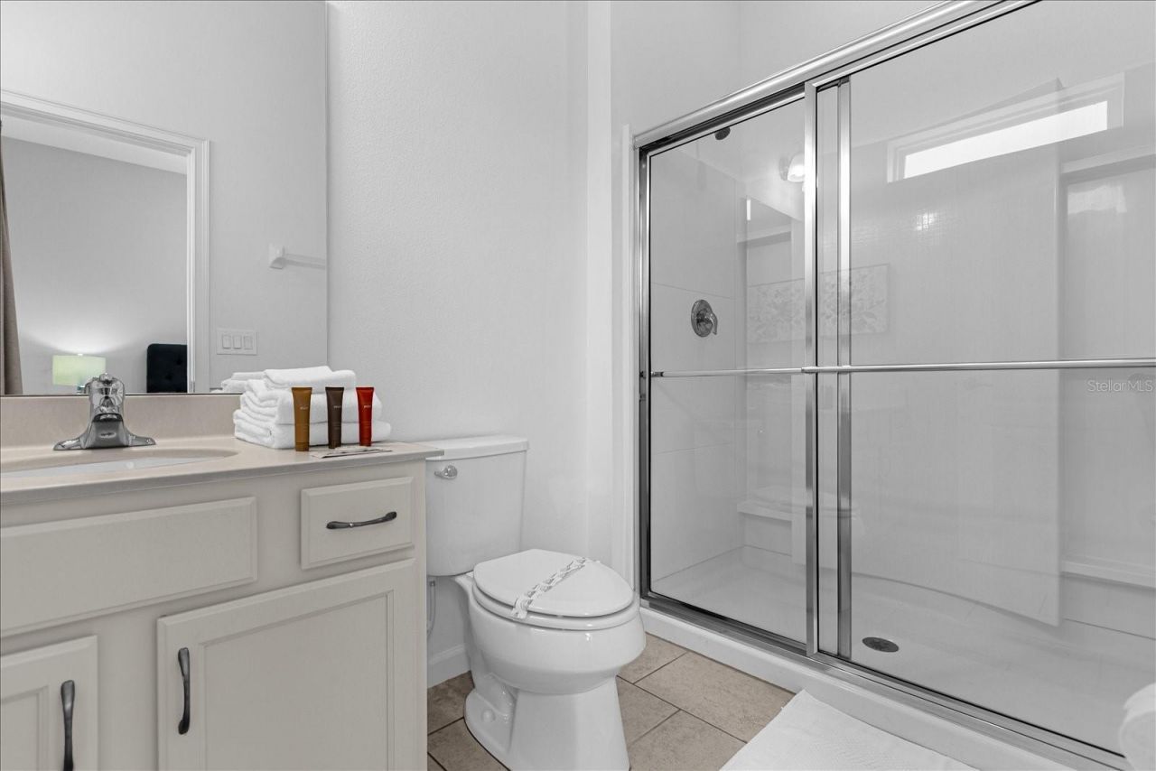 6056 Broad Oak Drive, Davenport, FL 33837 Photo