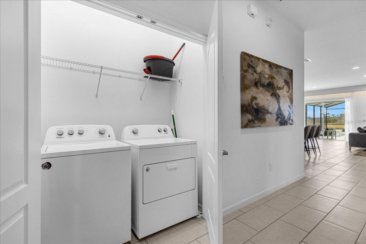 6056 Broad Oak Drive, Davenport, FL 33837 Photo