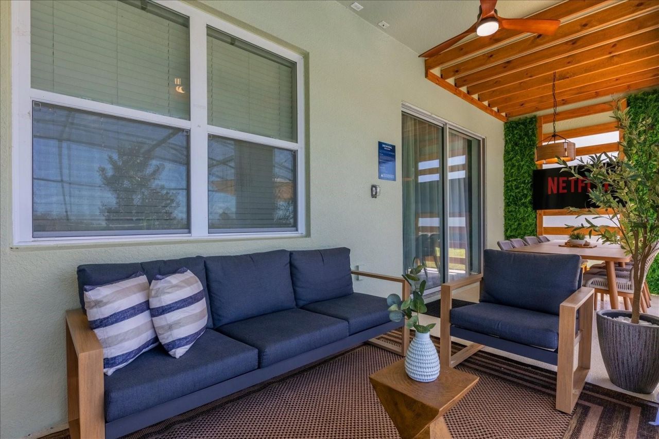 6056 Broad Oak Drive, Davenport, FL 33837 Photo