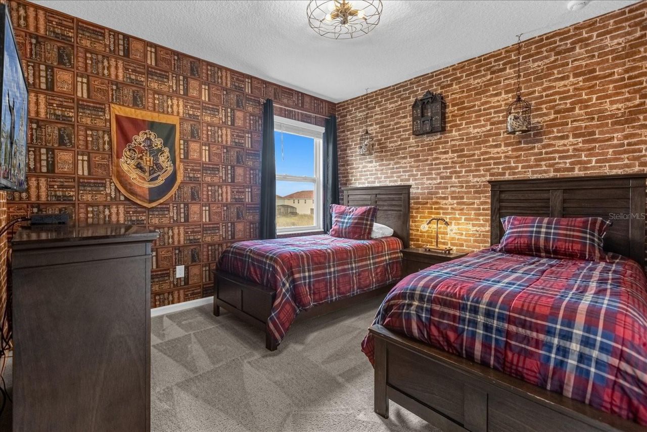 6056 Broad Oak Drive, Davenport, FL 33837 Photo