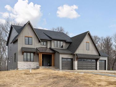 4725 139th Avenue NE, Ham Lake, MN 55304