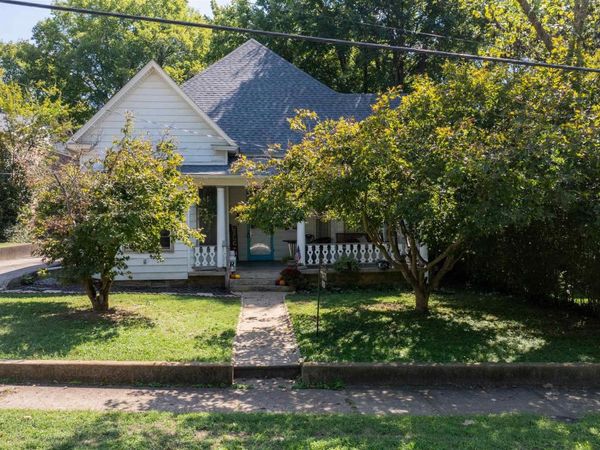 928 E Main Street, Batesville, AR 72501