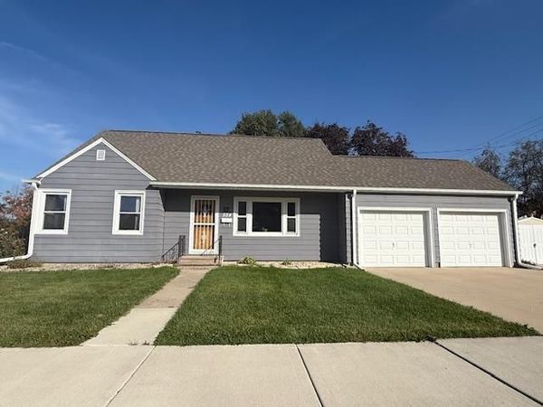 524 Kingston Street N, Caledonia, MN 55921