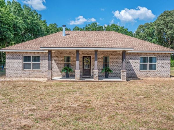 3501 Plympton Road, Laurel Hill, FL 32567