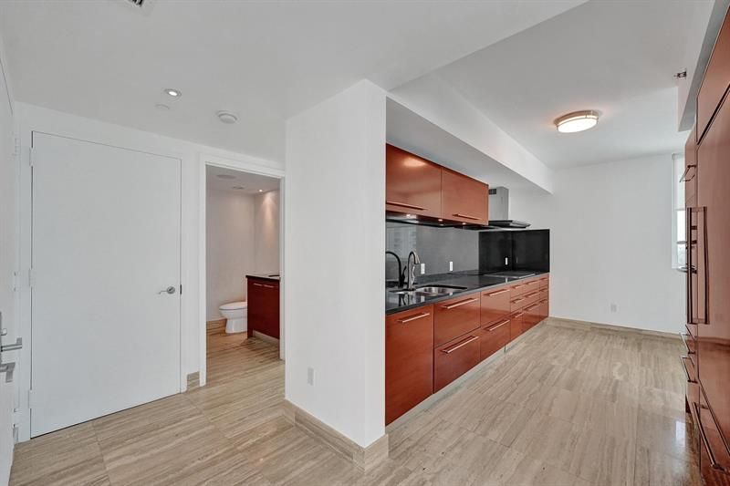 101 S Fort Lauderdale Beach Boulevard, Unit 806, Fort Lauderdale, FL 33316 Photo