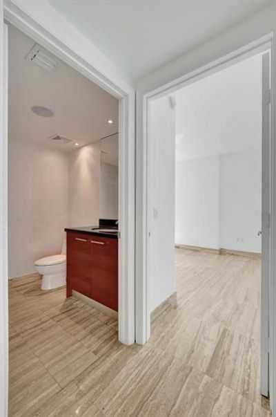 101 S Fort Lauderdale Beach Boulevard, Unit 806, Fort Lauderdale, FL 33316 Photo