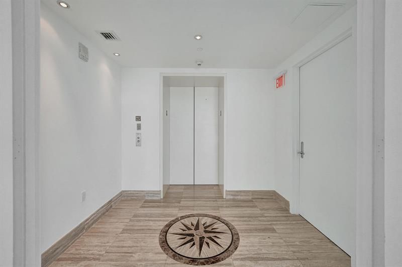 101 S Fort Lauderdale Beach Boulevard, Unit 806, Fort Lauderdale, FL 33316 Photo