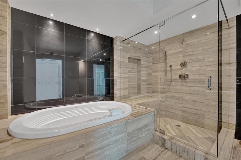 101 S Fort Lauderdale Beach Boulevard, Unit 806, Fort Lauderdale, FL 33316 Photo