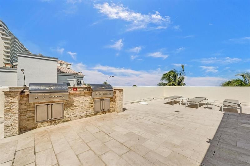 101 S Fort Lauderdale Beach Boulevard, Unit 806, Fort Lauderdale, FL 33316 Photo