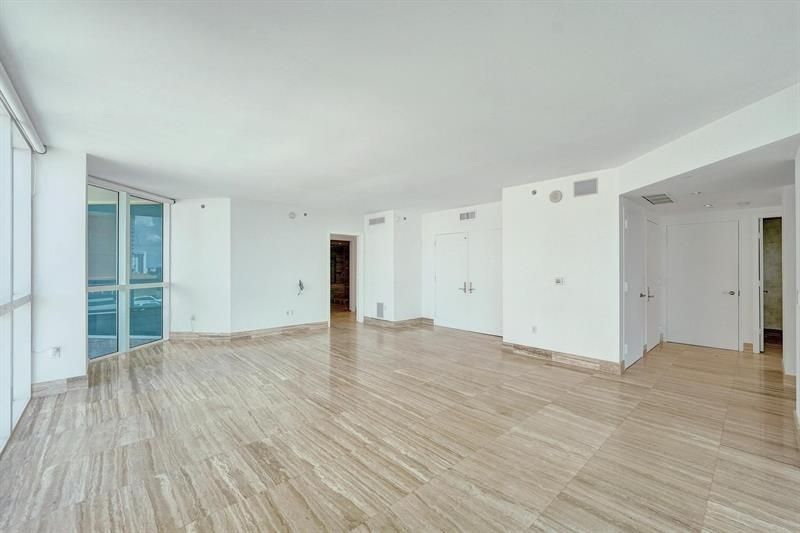 101 S Fort Lauderdale Beach Boulevard, Unit 806, Fort Lauderdale, FL 33316 Photo