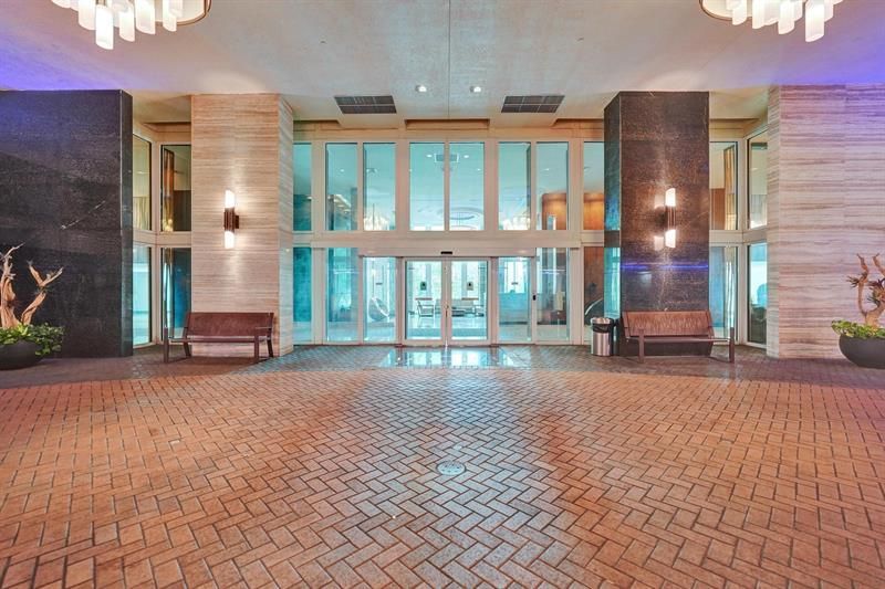 101 S Fort Lauderdale Beach Boulevard, Unit 806, Fort Lauderdale, FL 33316 Photo