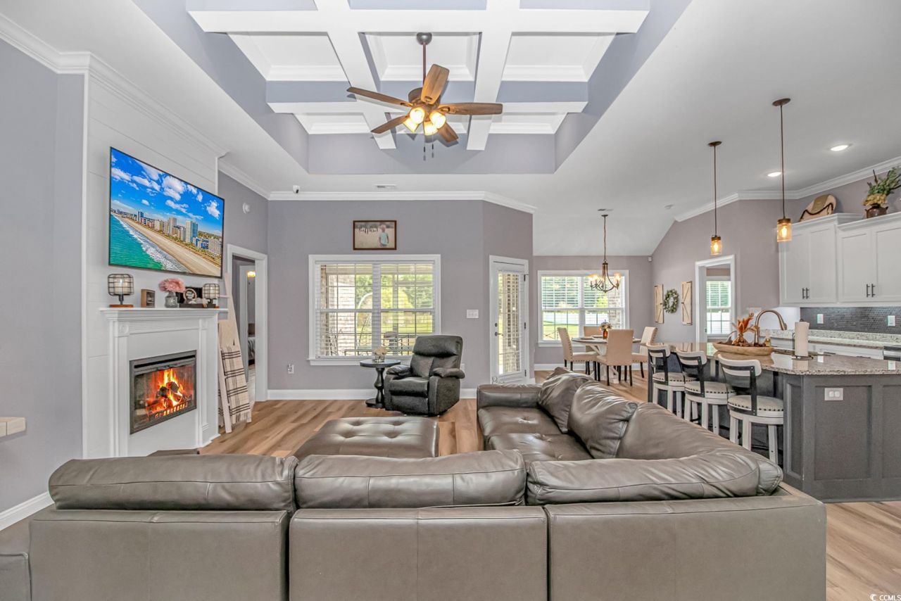 4082 Edwards Rd. Photo 5