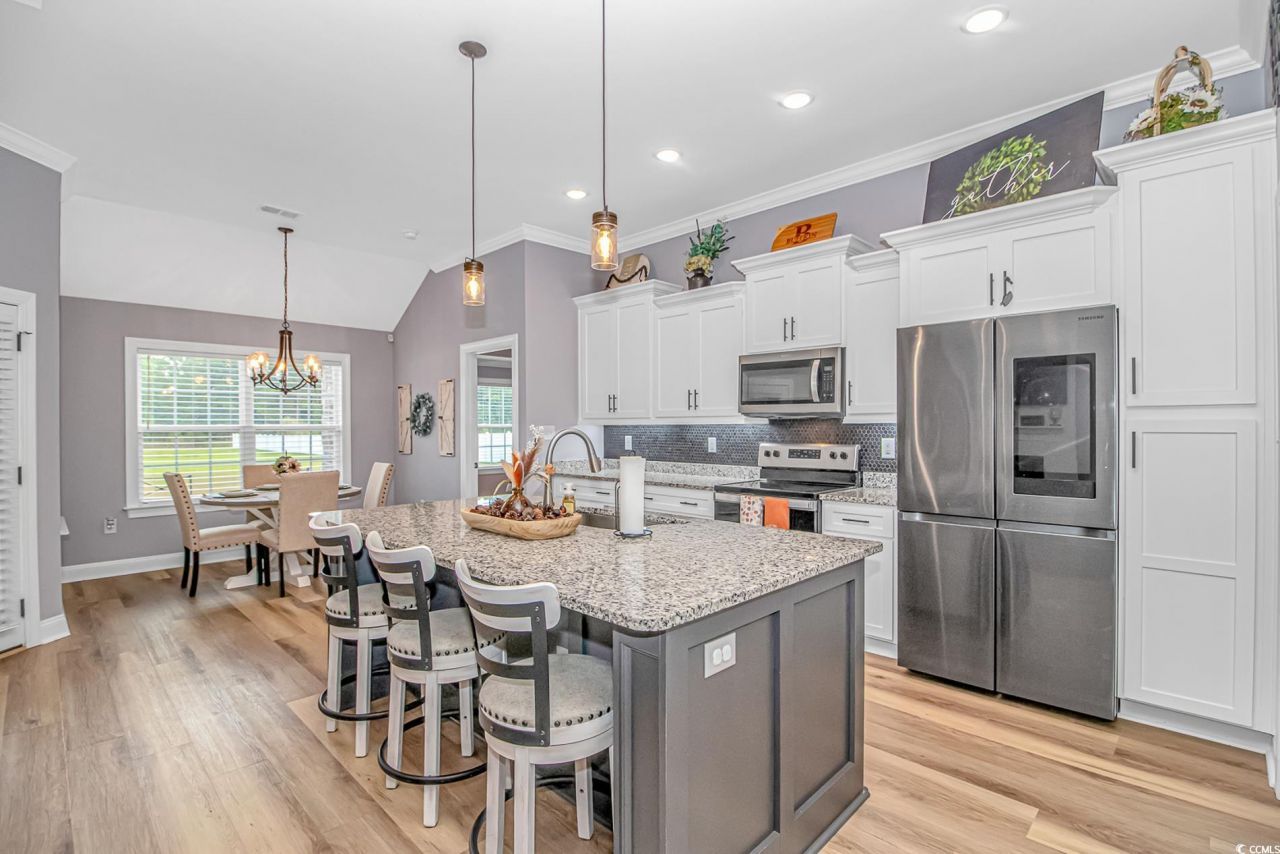 4082 Edwards Rd. Photo 8