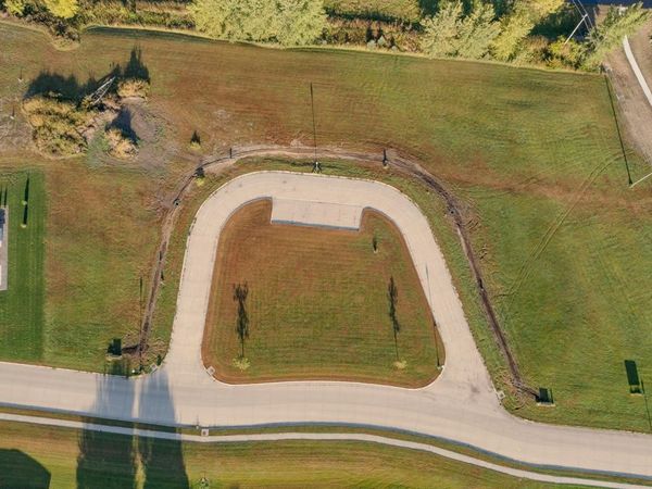 3206 Honeycomb Courts, Unit 8A, Spirit Lake, IA 51360