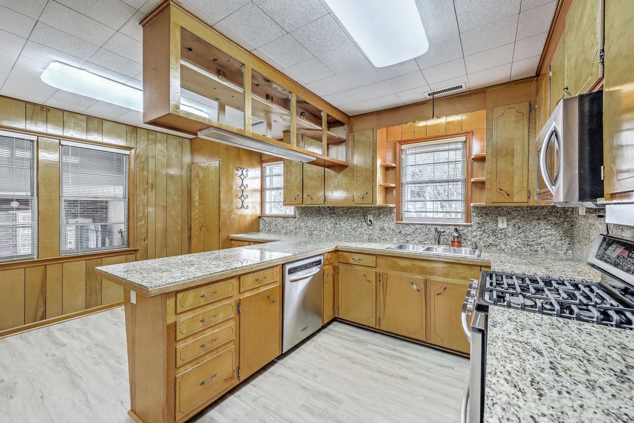 1229 Central Avenue Photo 37