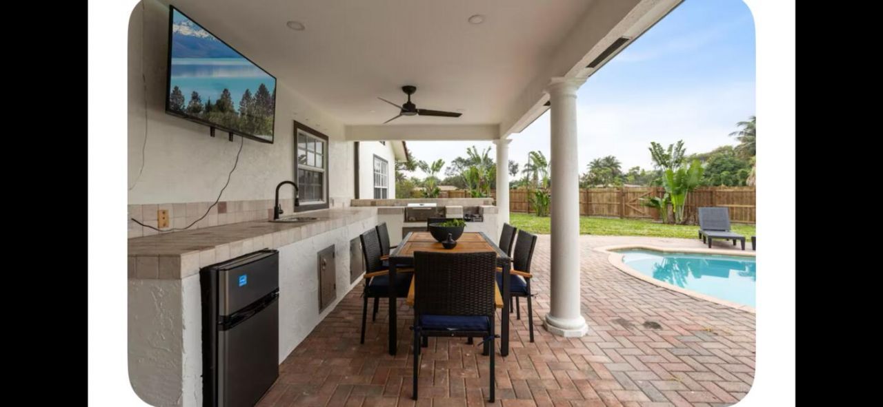 6785 Escondida Drive, Lake Clarke Shores, FL 33406 Photo