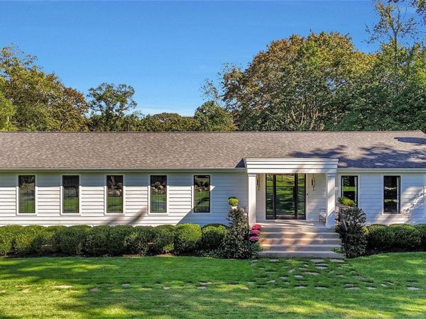 262 Huntington Bay Road, Huntington Bay, NY 11743