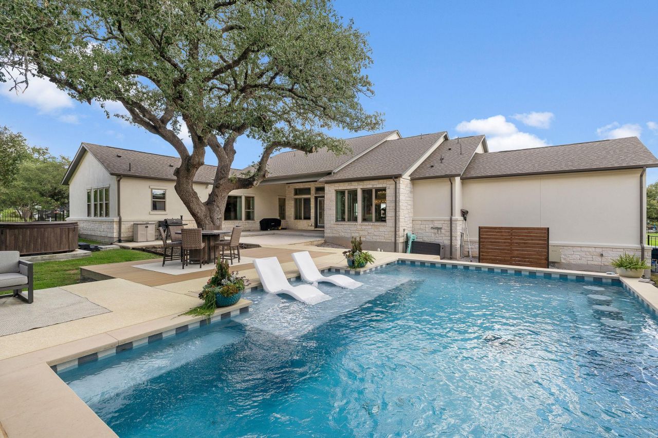 104 Green Branch Ct, Liberty Hill, TX 78642 Main Photo