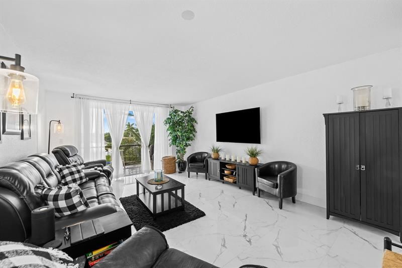 777 S Federal Highway, Unit 310-N, Pompano Beach, FL 33062 Photo