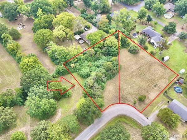 6 NW 3rd Street , Stigler, OK 74462