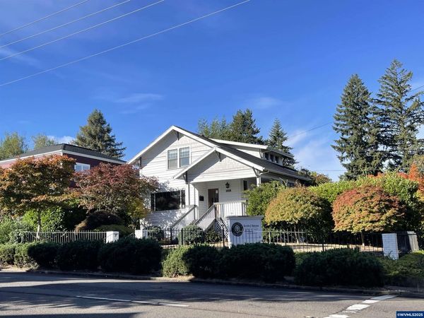 1415 Commercial St SE, Salem, OR 97302
