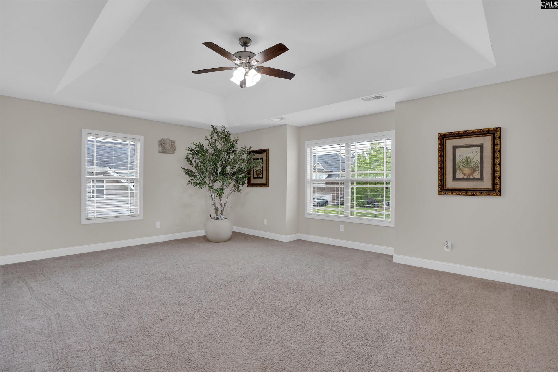 178 Greenbank Drive Photo 23