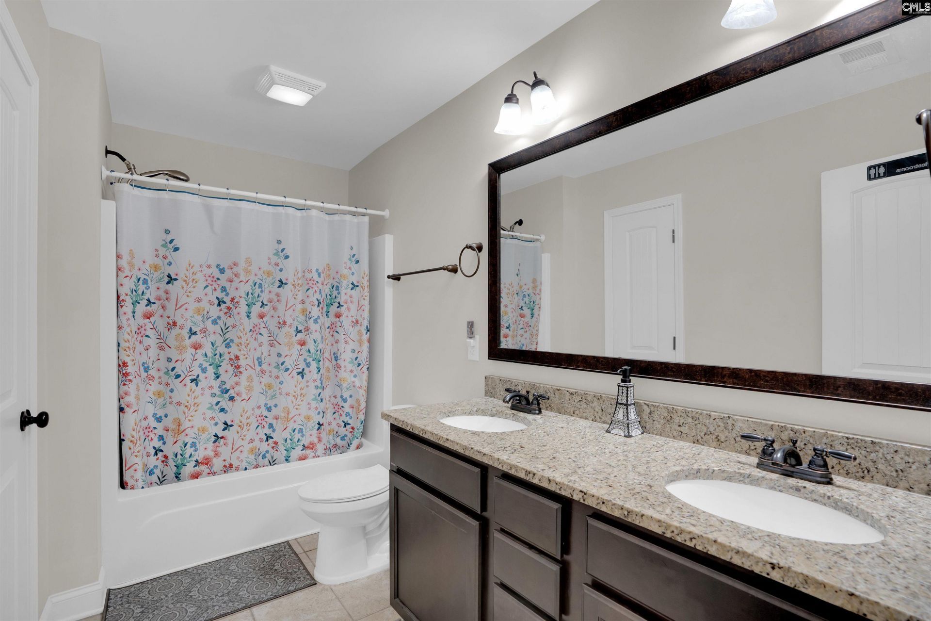 178 Greenbank Drive Photo 28