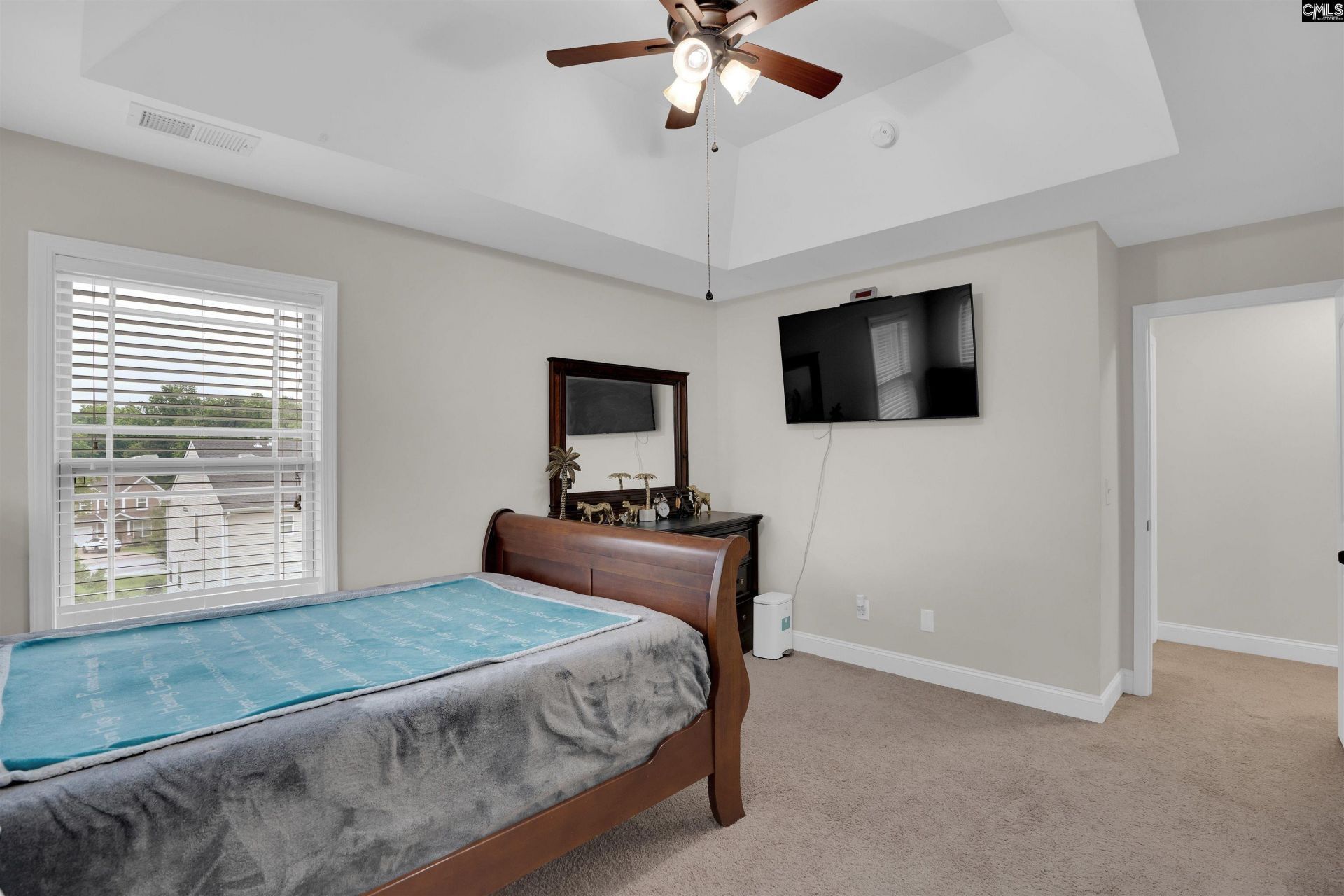 178 Greenbank Drive Photo 30