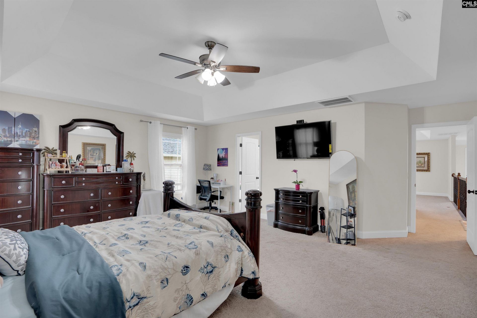 178 Greenbank Drive Photo 32