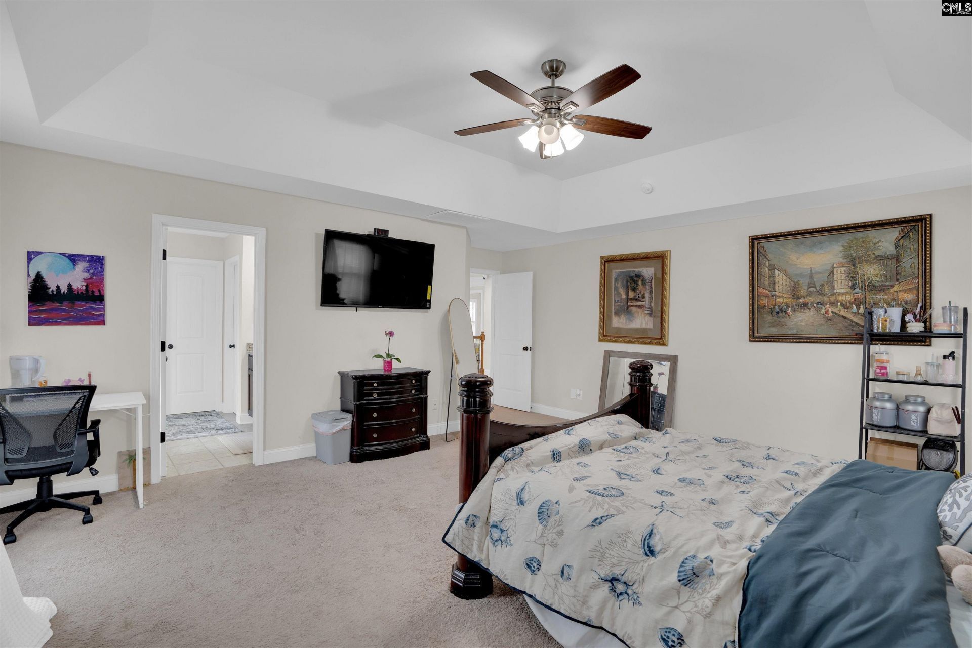 178 Greenbank Drive Photo 33
