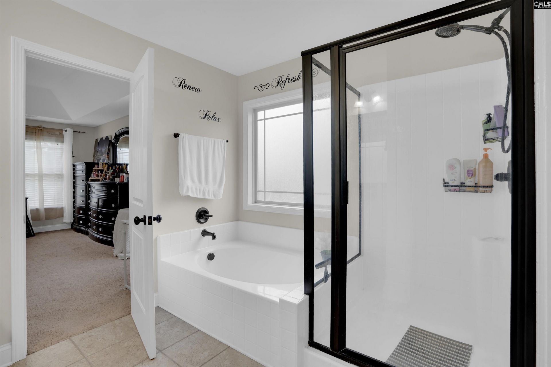 178 Greenbank Drive Photo 35