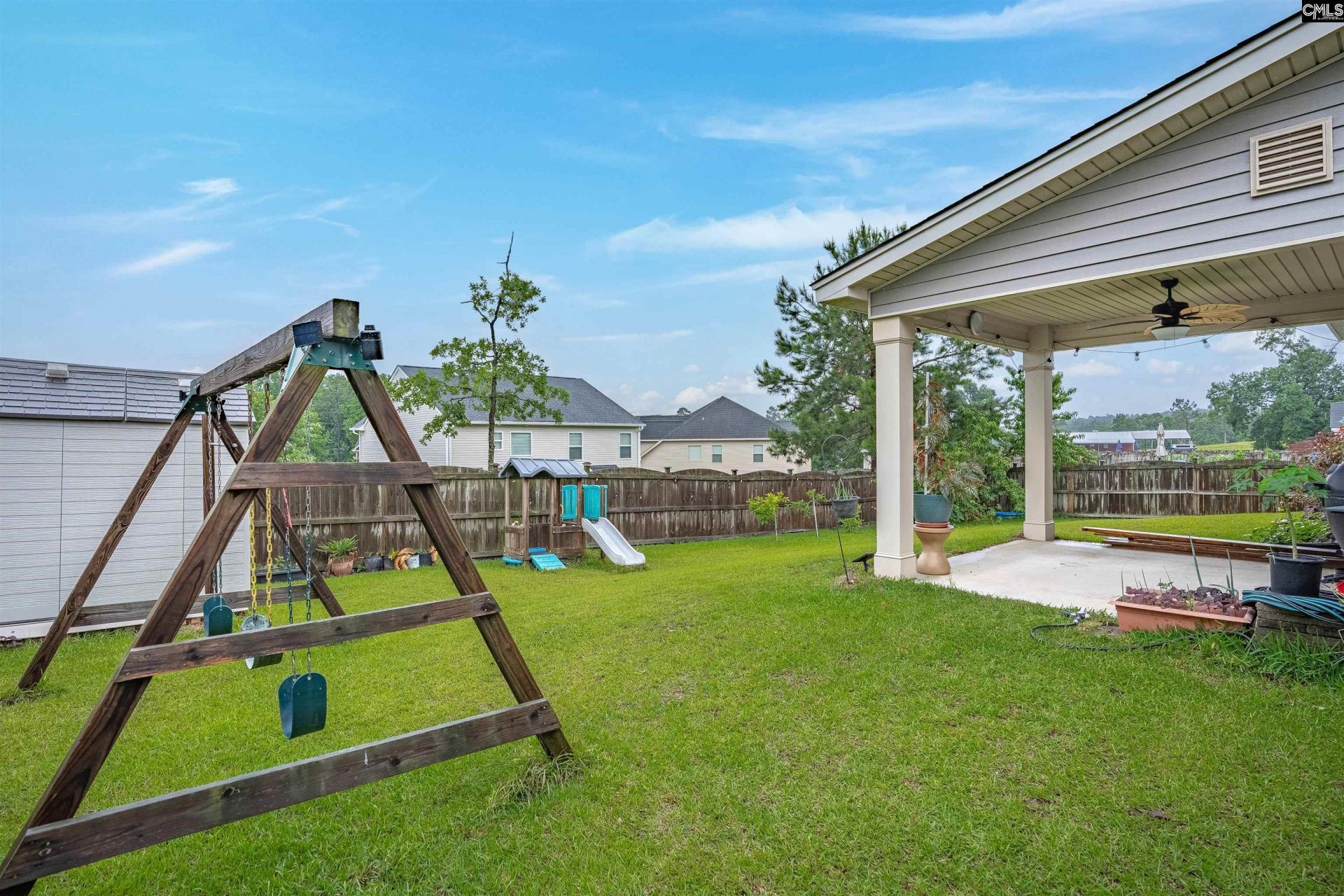 178 Greenbank Drive Photo 36