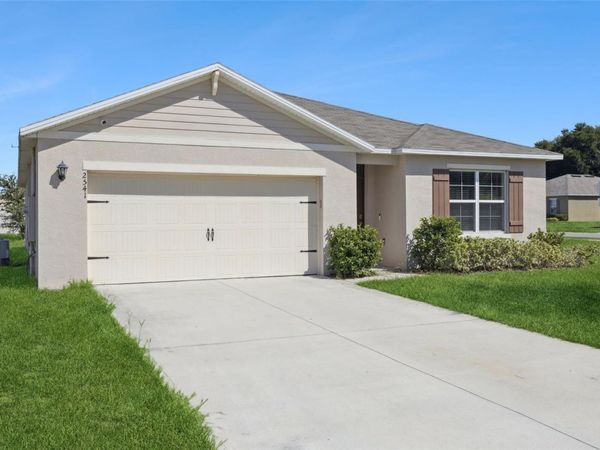 2541 GLACIER EXPRESS LANE, TAVARES, FL 32778